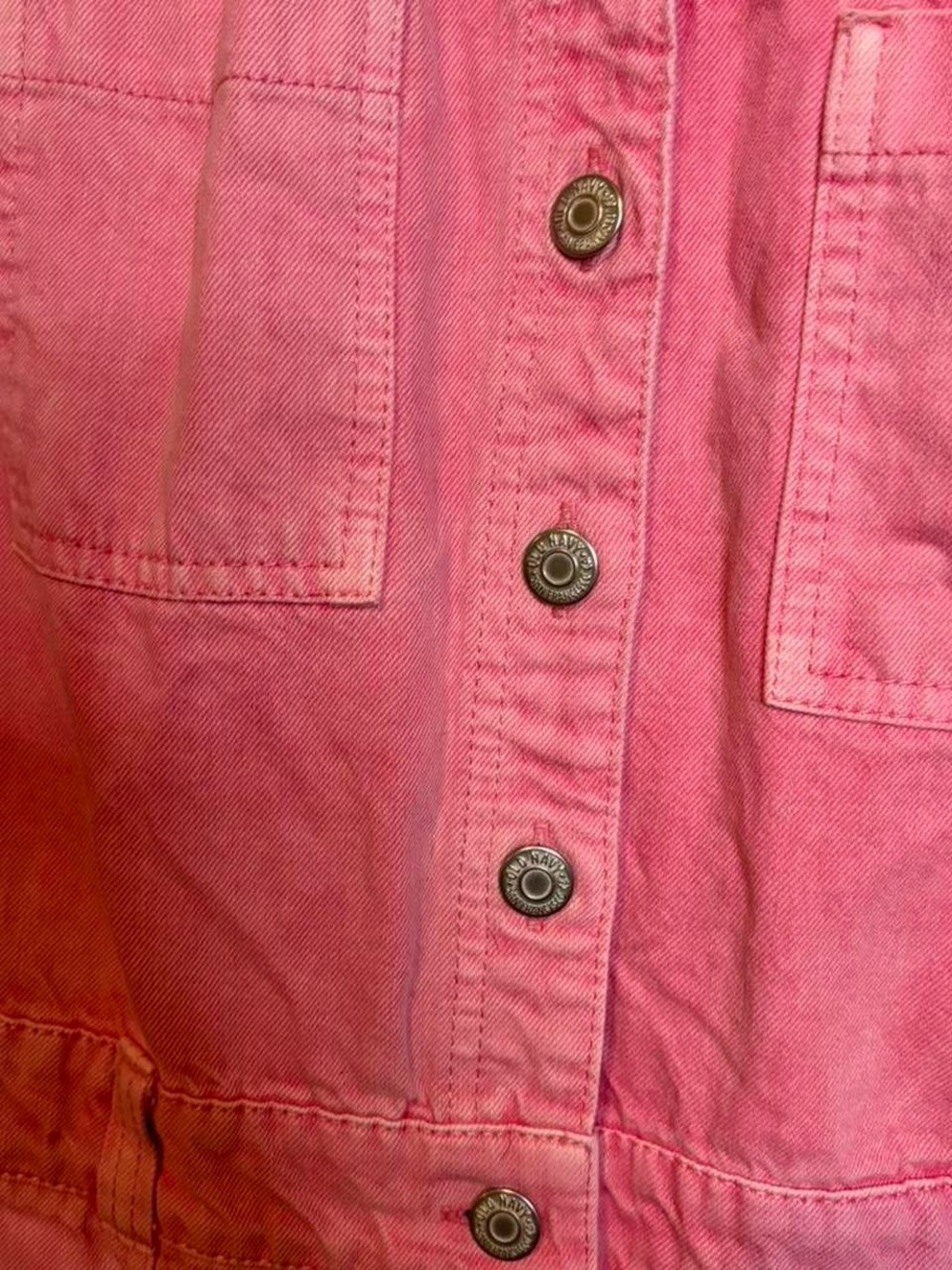 Adorable pink denim old navy jumpsuit worn once women’s small - Picture 8 of 8